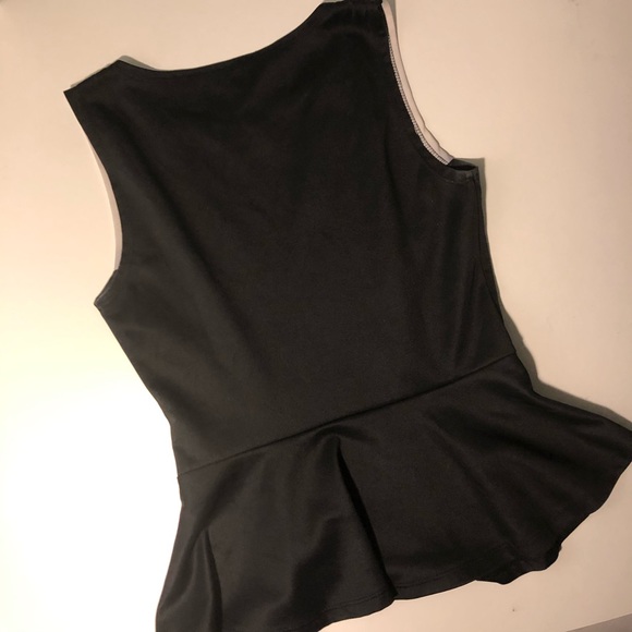 Black & White Zipper Peplum Top - Picture 2 of 4